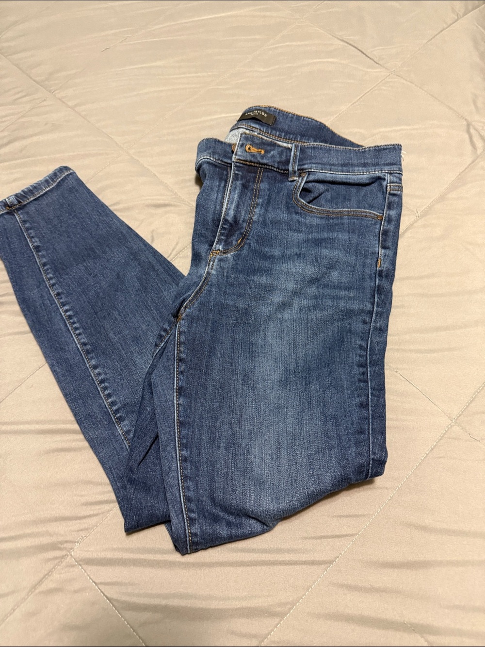 Ann Taylor Women's Dark Blue Skinny Jeans